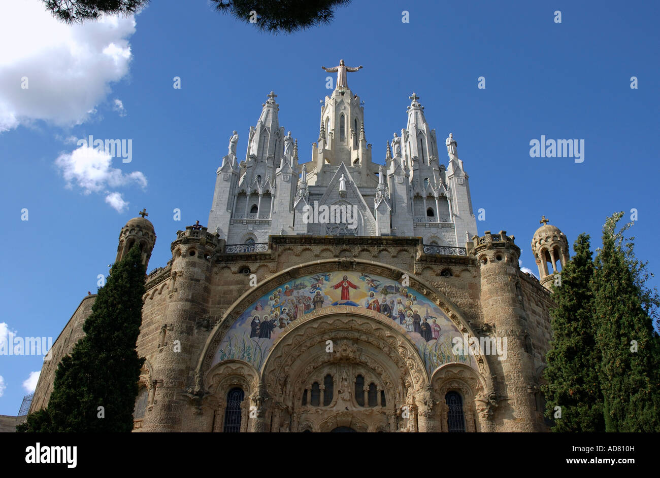 Basilica del sagrado corazon hi-res stock photography and images - Alamy