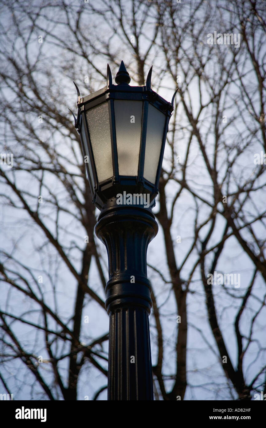 Light street hi-res stock photography and images - Alamy