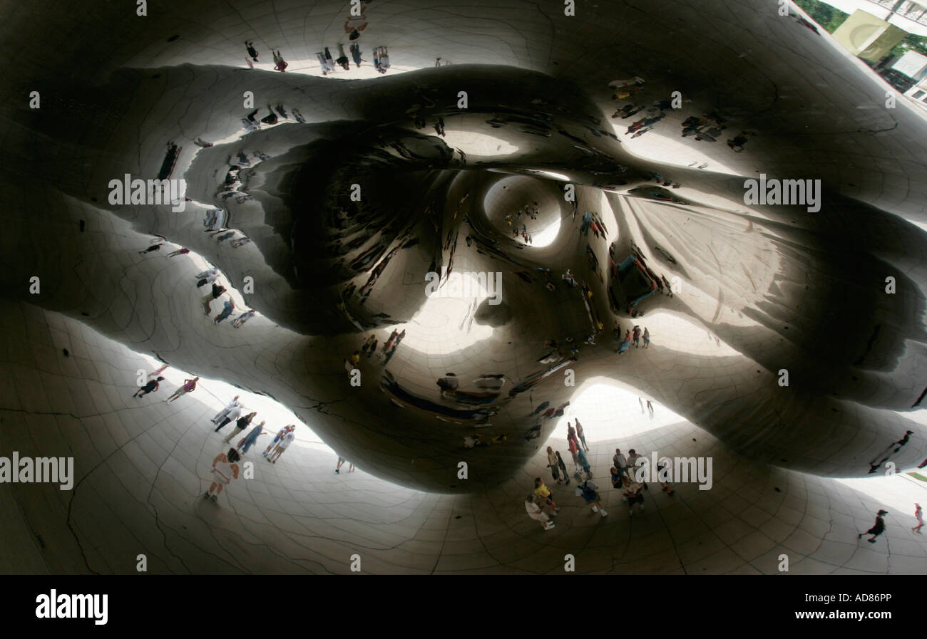 Chicago The Loop Kapoor Sculpture Stock Photo - Alamy