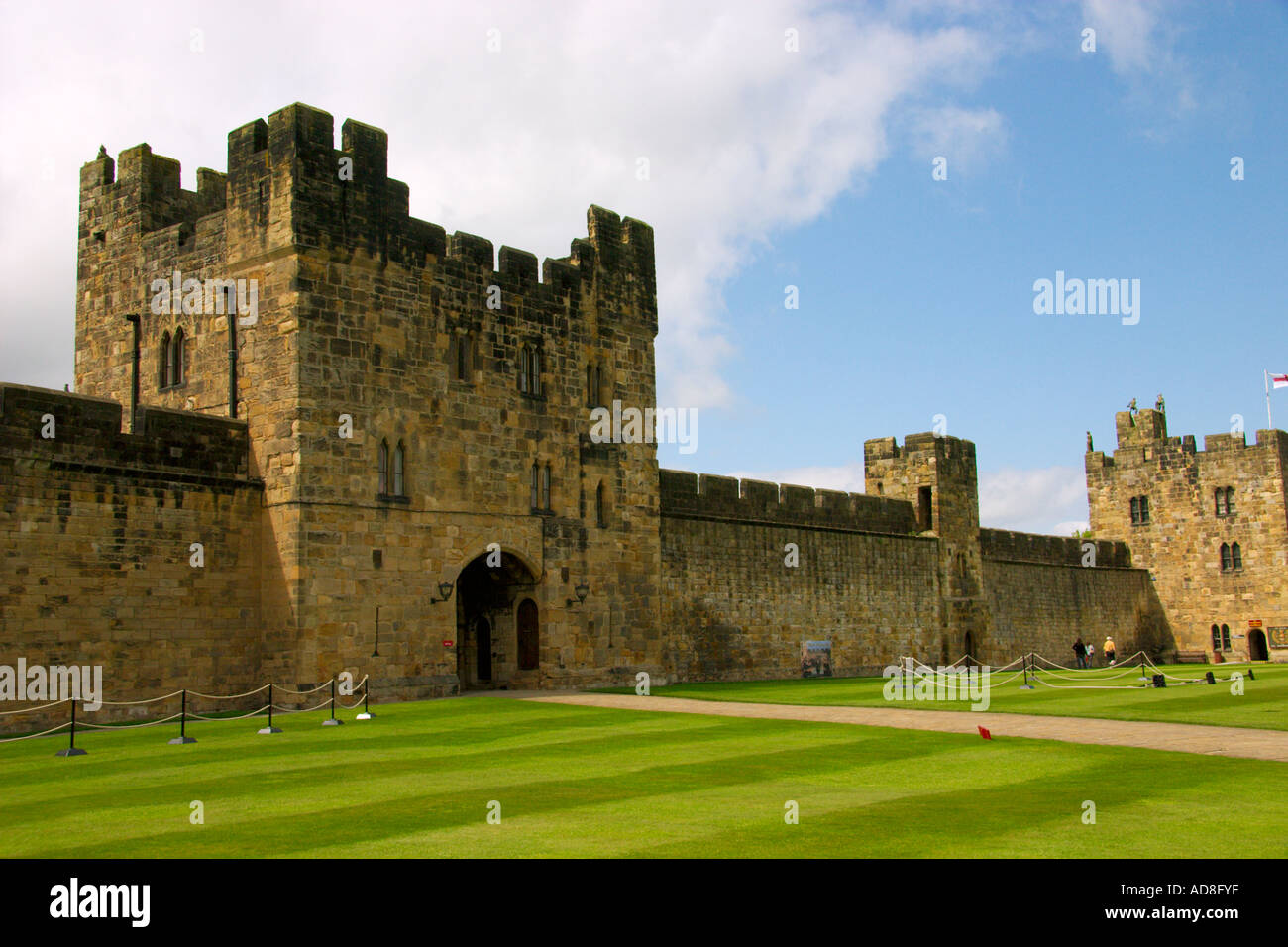 Alnwick castle castle in hi-res stock photography and images - Alamy