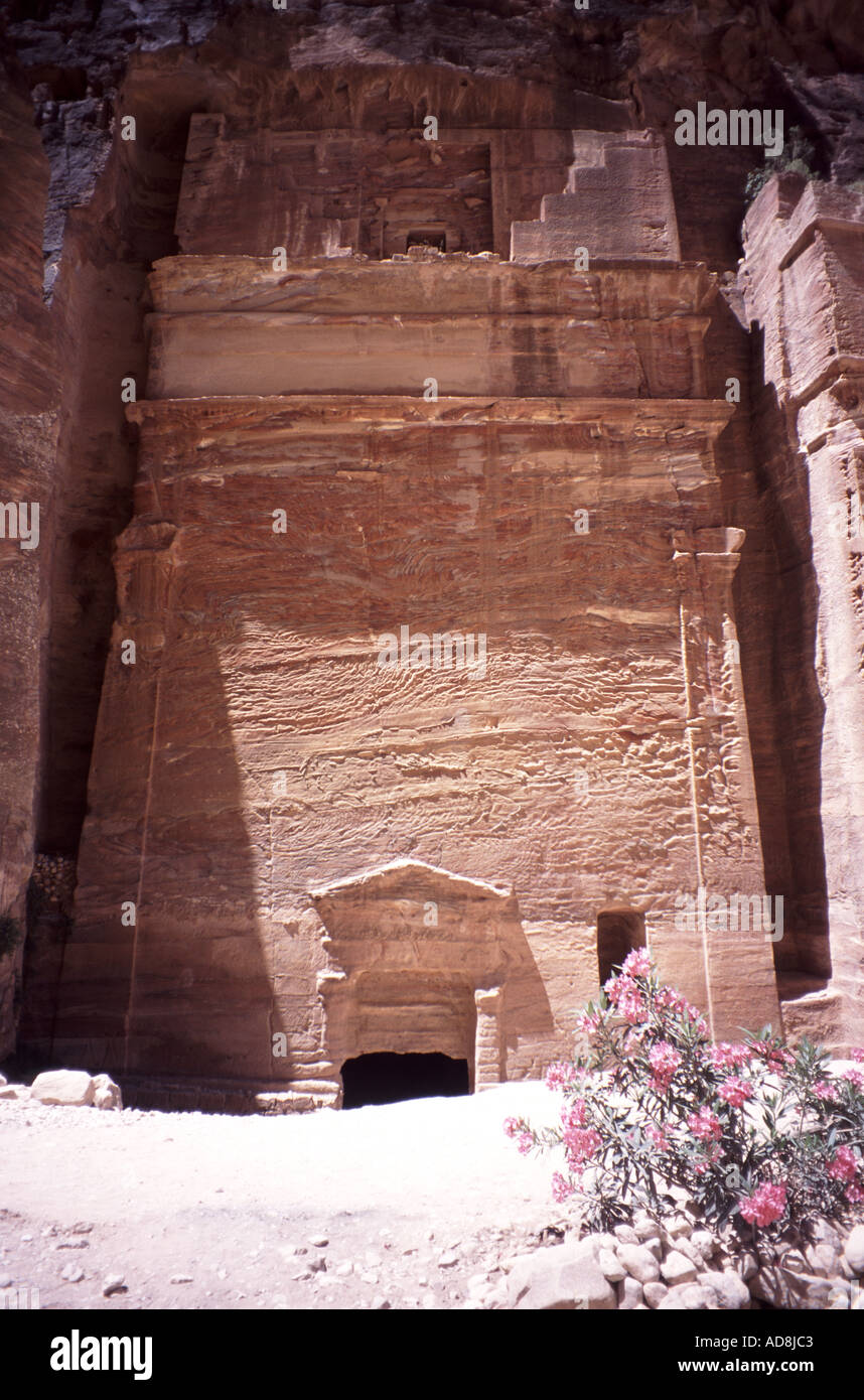 Ancient buildings carved from the rock in the Lost City of Petra Jordan,   used in Indiana Jones and the Last Crusade Stock Photo
