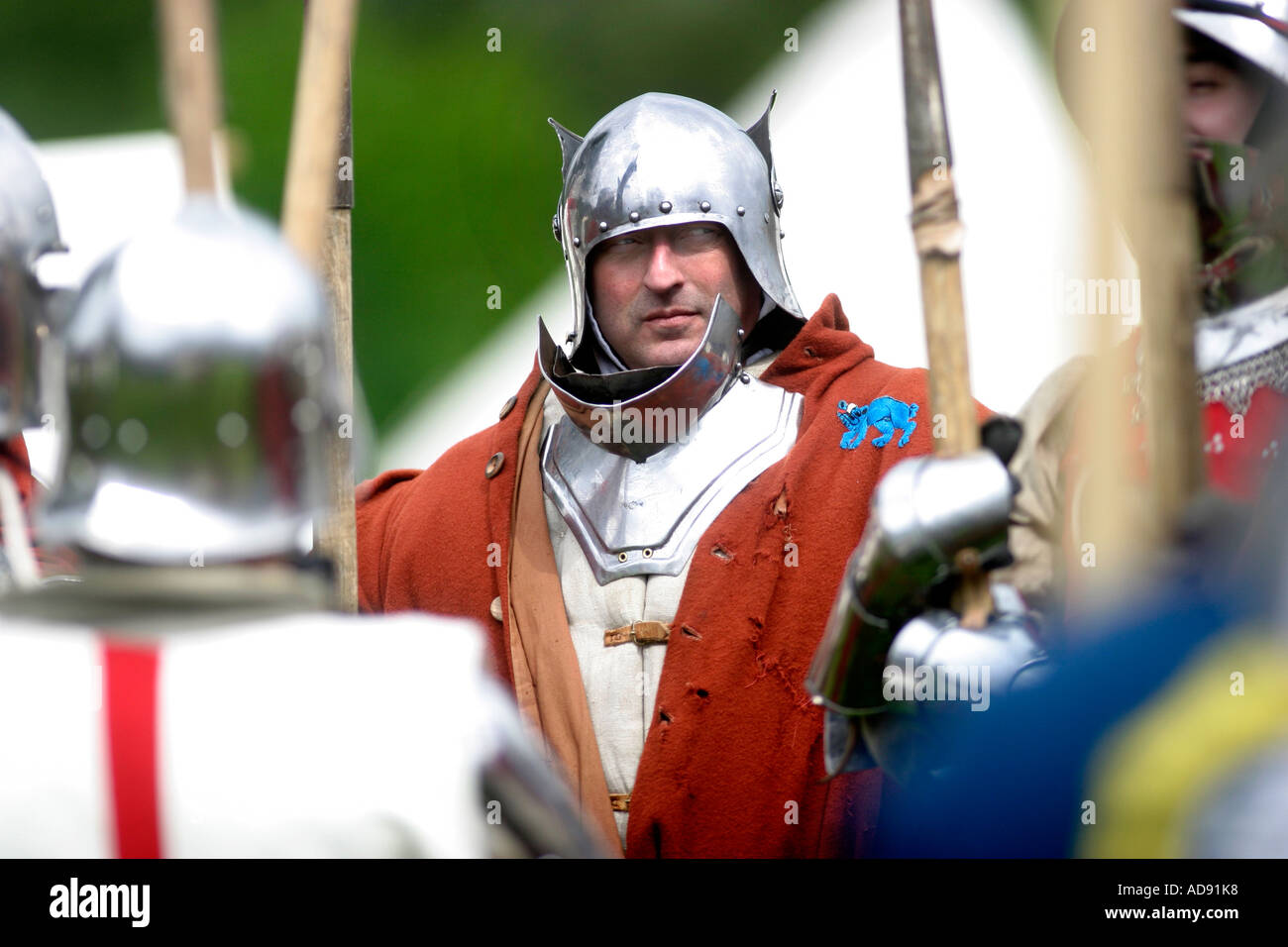 Rufford Park foot soldier from the 100 years war Stock Photo Alamy