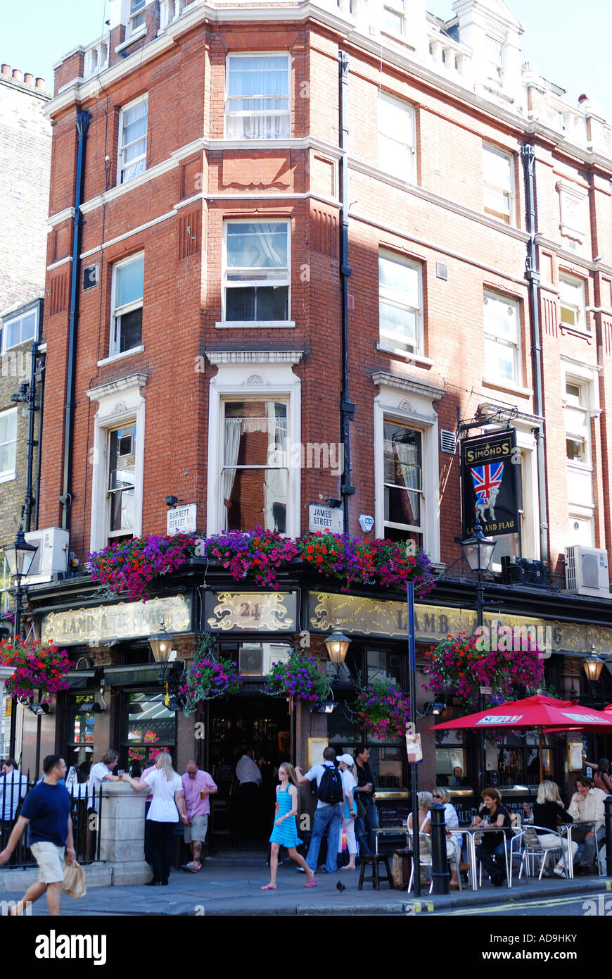 THE LAMB AND FLAG PUB JAMES STREET ST CHRISTOPHERS PLACE AREA LONDON W1 RENOWNED FOR AL FRESCO