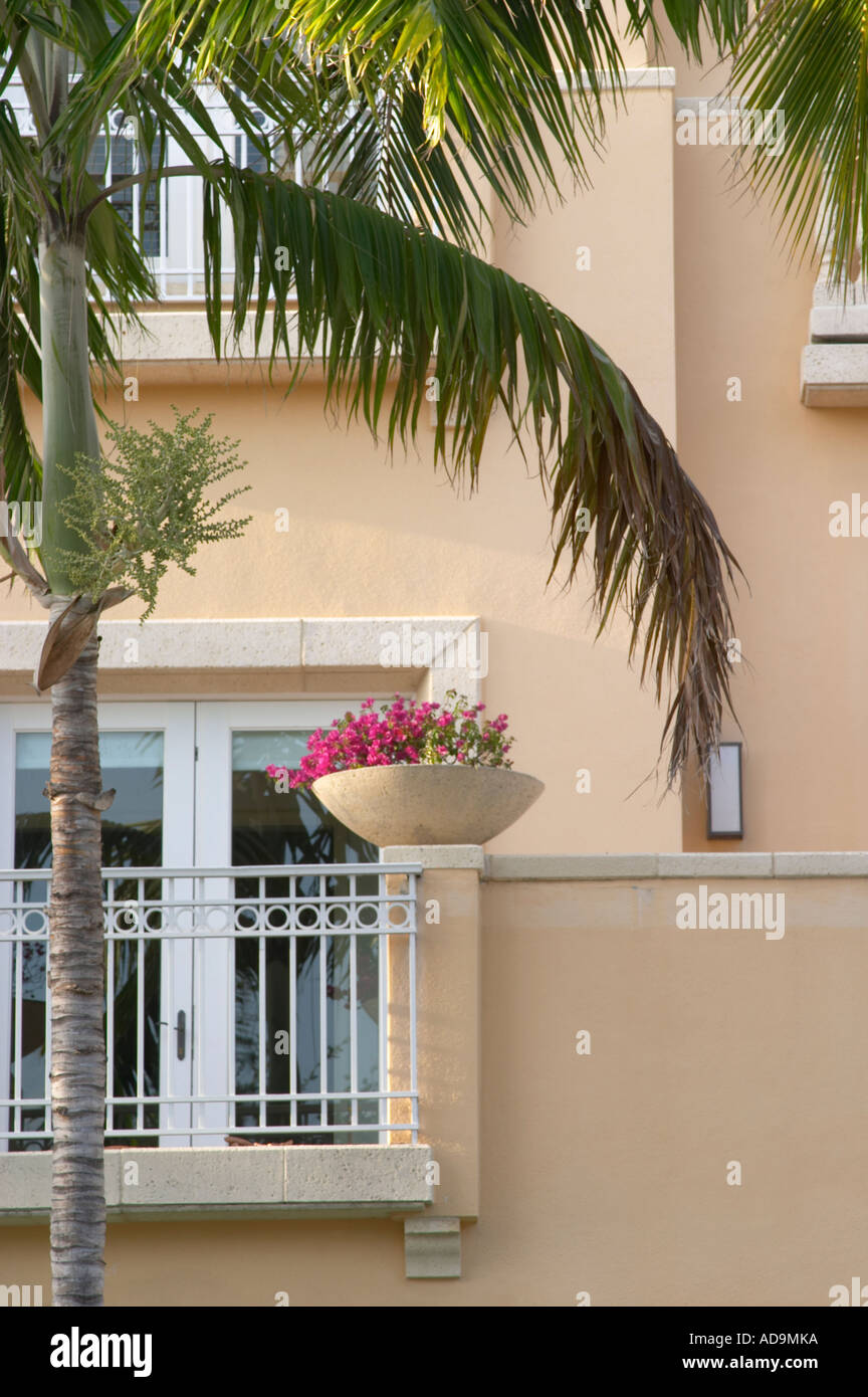 Architecture on Fifth Avenue in Naples Florida Stock Photo - Alamy