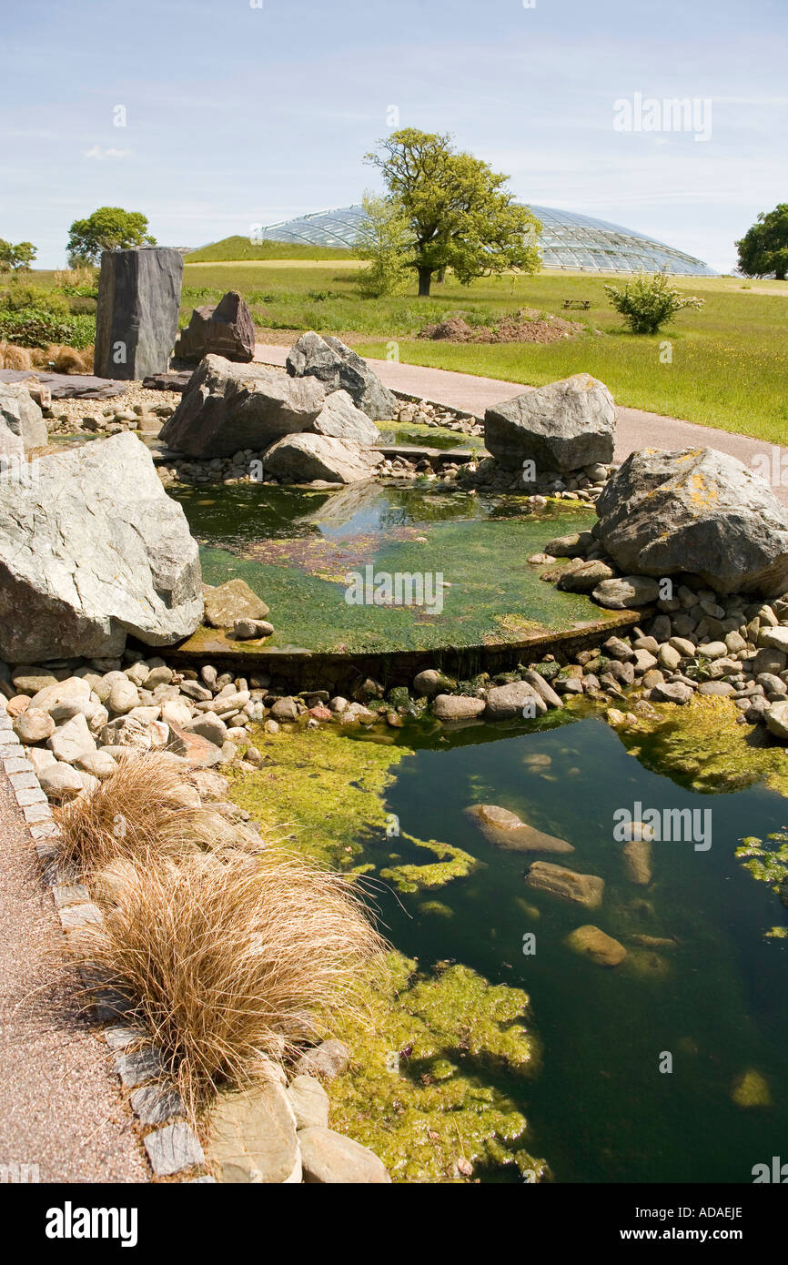 Seasonal flow feature hi-res stock photography and images - Alamy