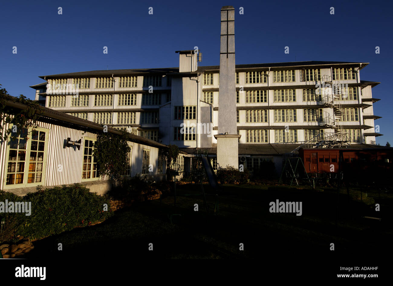 Nuwara Eliya hill station the tea factory hotel Stock Photo Alamy
