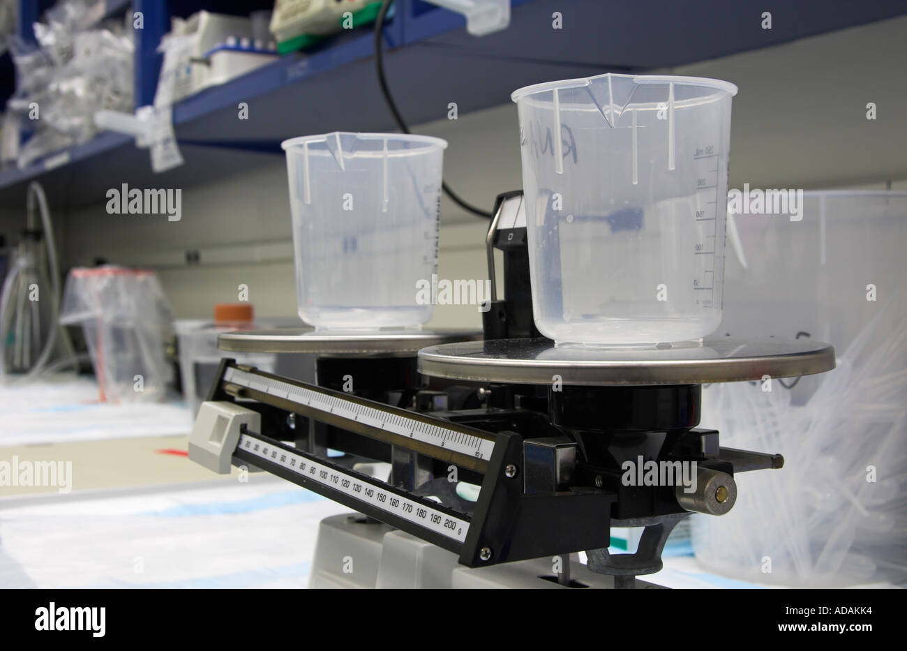 Laboratory scale hi-res stock photography and images - Alamy