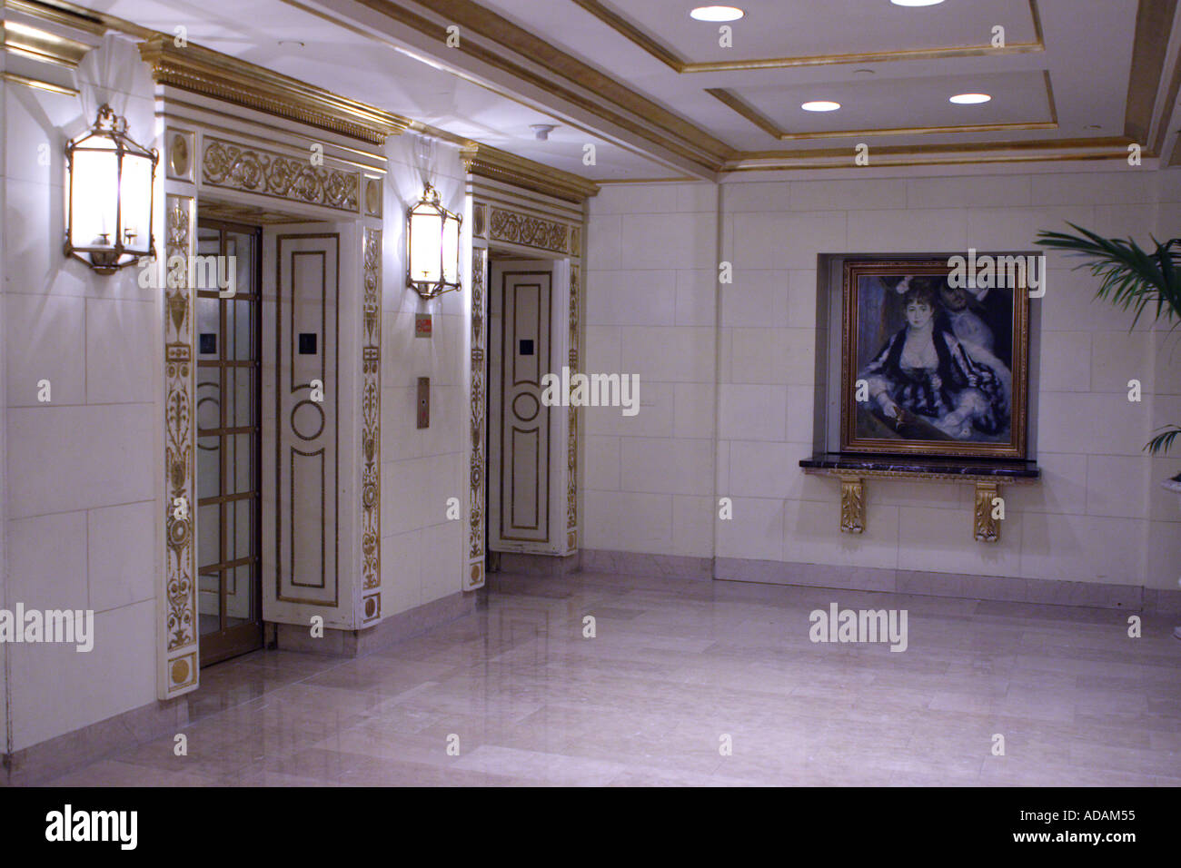 Interior Del Hotel Plaza