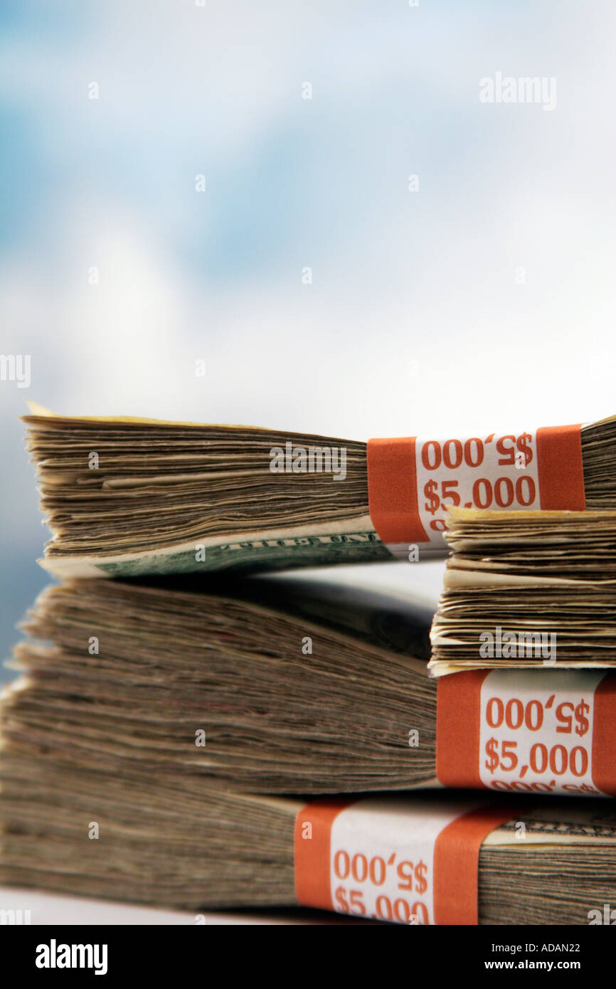 5000 In 100 Dollar Bills