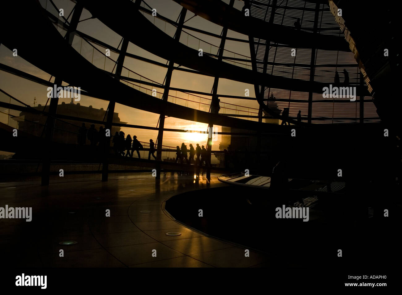 Ramp in berlin reichstag hi-res stock photography and images - Alamy