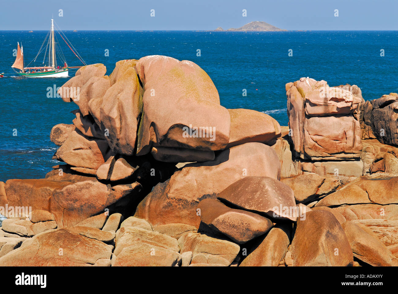 Giant rocks at the Cote Granit Rose in Ploumanac´h, Brittany, France Stock Photo