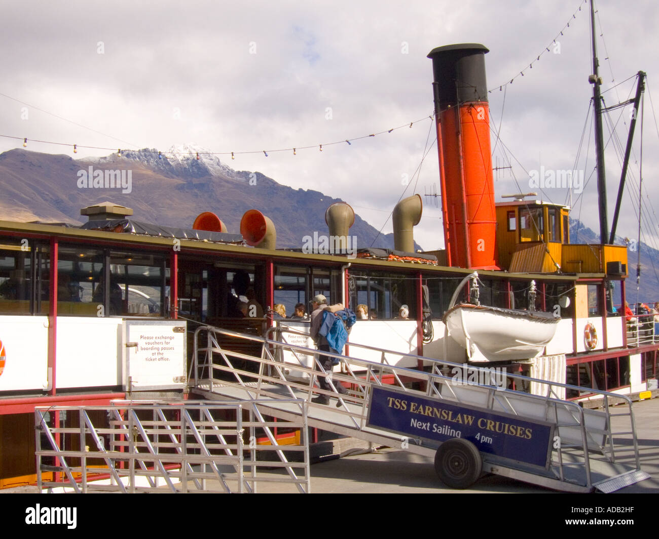 steamship tss earnslaw at steamer wharf queenstown new zealand Stock