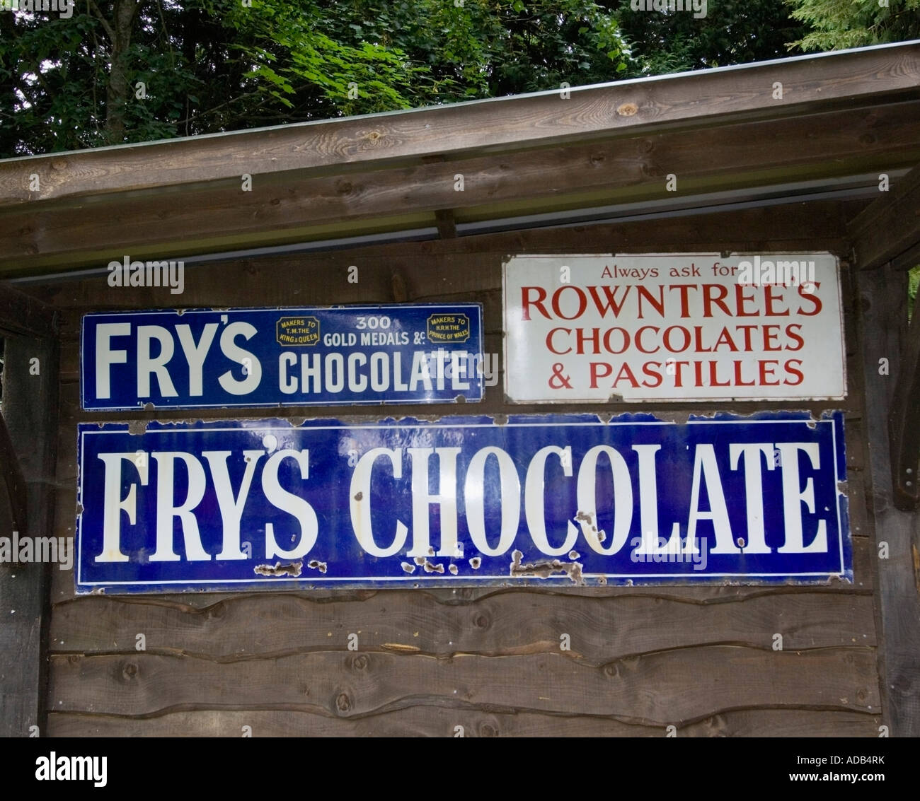 Announcing Fry's 5 Centre Chocolate Cream Retro Vintage Advertisement Metal Sign
