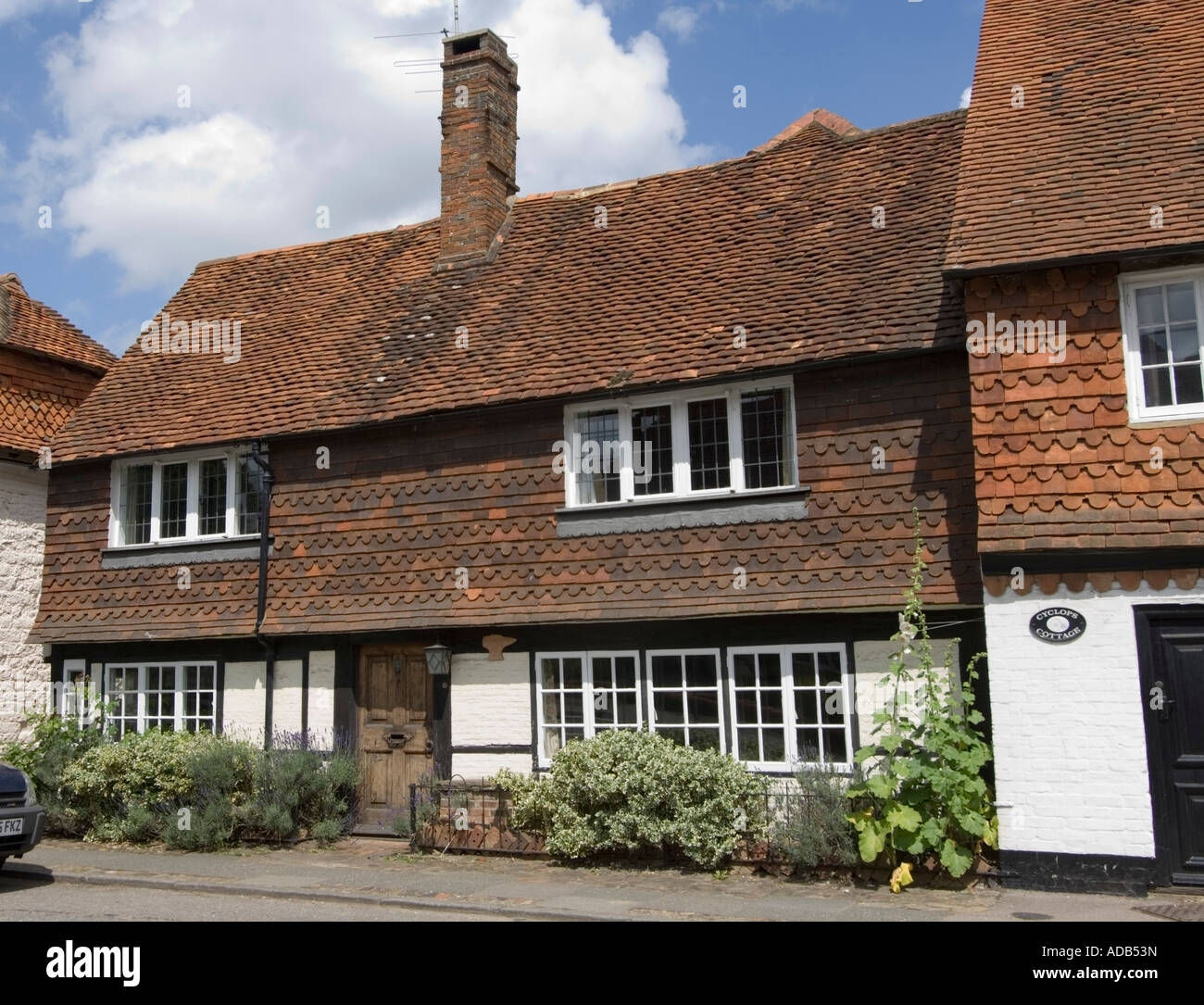 Cottage Chiddingfold Surrey UK Stock Photo Alamy