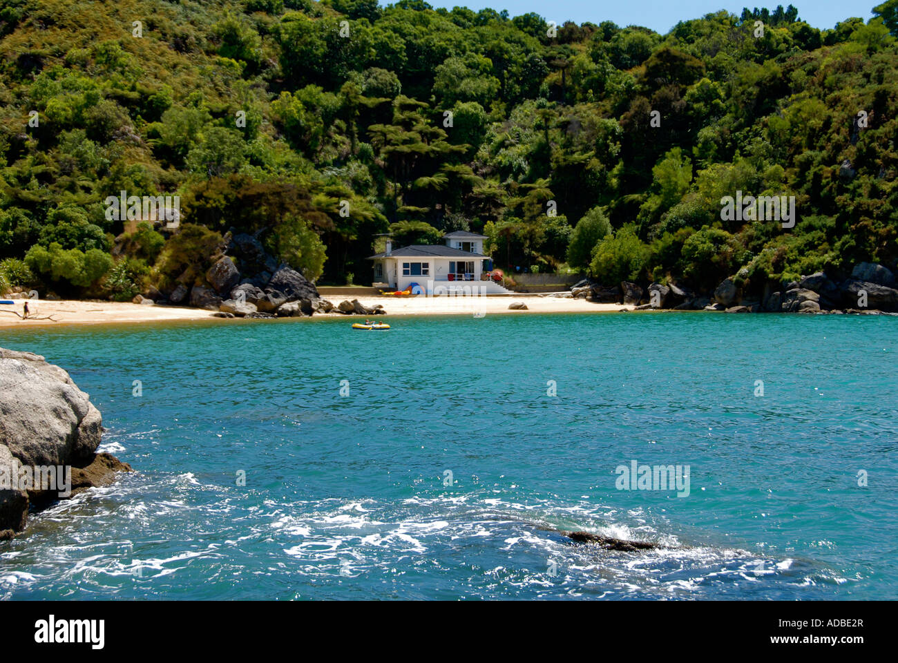 Beautiful isolated house with private beach Honeymoon Bay Abel Tasman