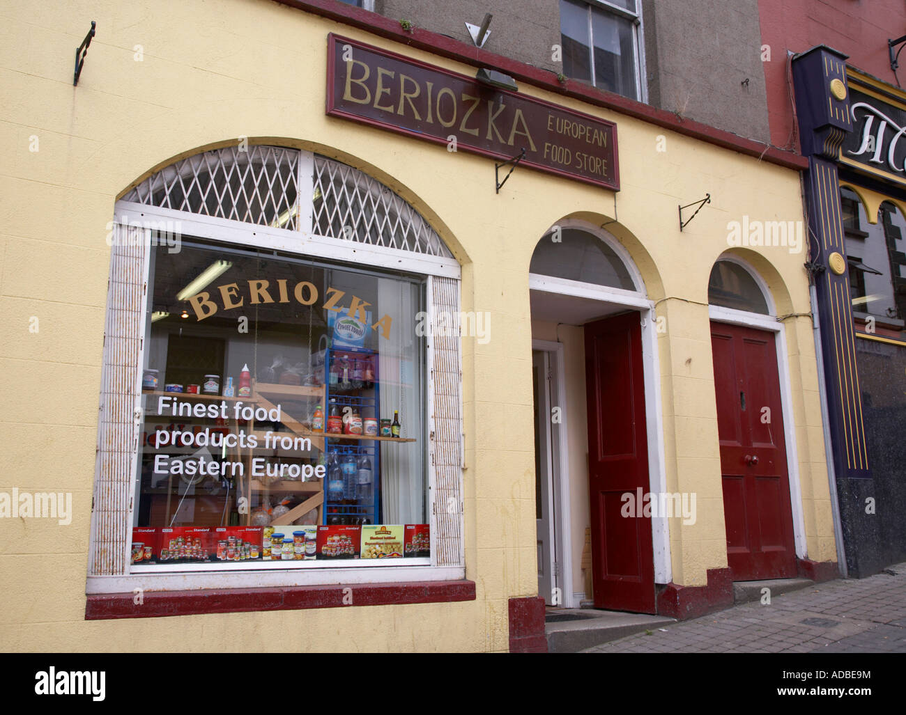 Irish Shop High Resolution Stock Photography and Images Alamy