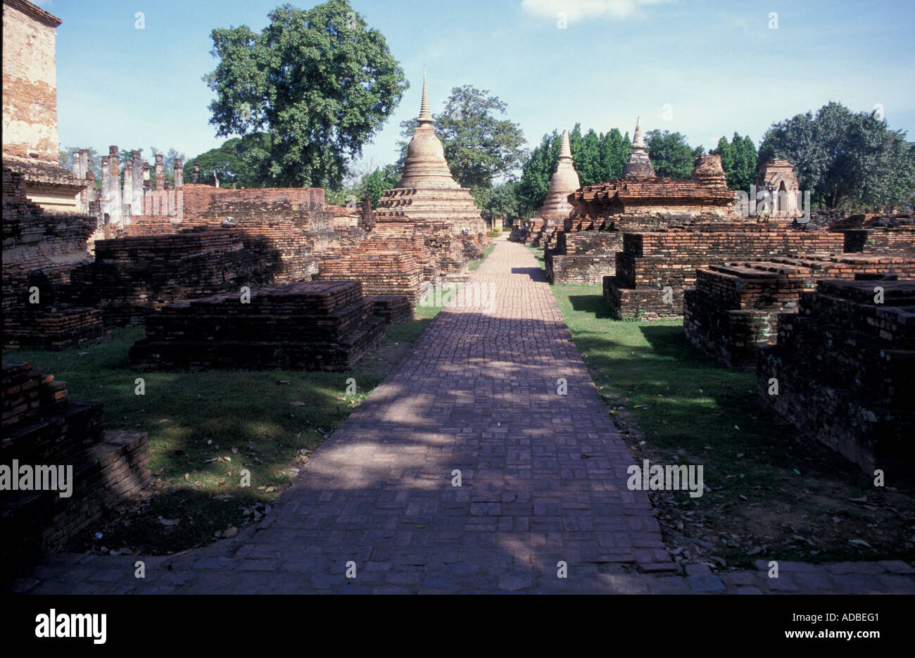 Temple ruins at Wat Mahathat Sukhothai Thailand Stock Photo