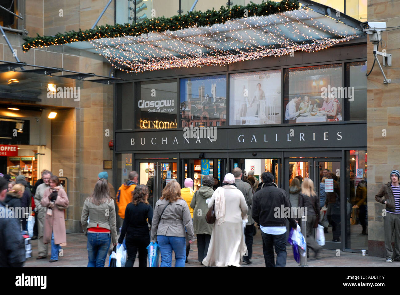 Last Minute Shopping on Christmas Eve, Buchanan Galleries Shopping Mall. Buchanan Street. Glasgow, Scotland. Stock Photo