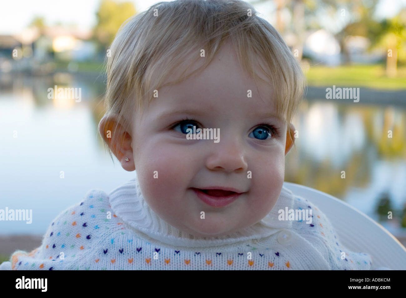 head and shoulders in baby eye