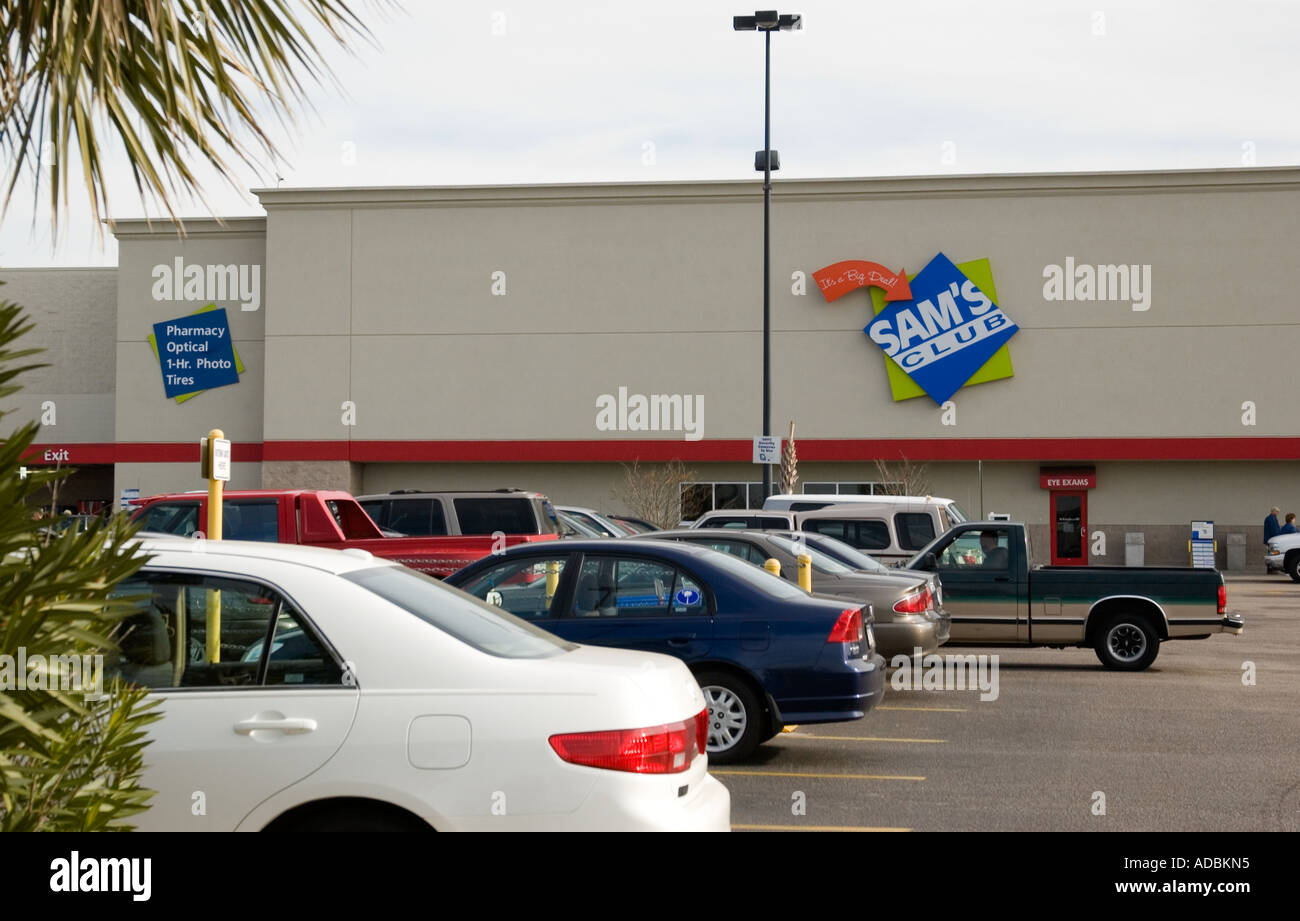 Sams club walmart hi-res stock photography and images - Alamy