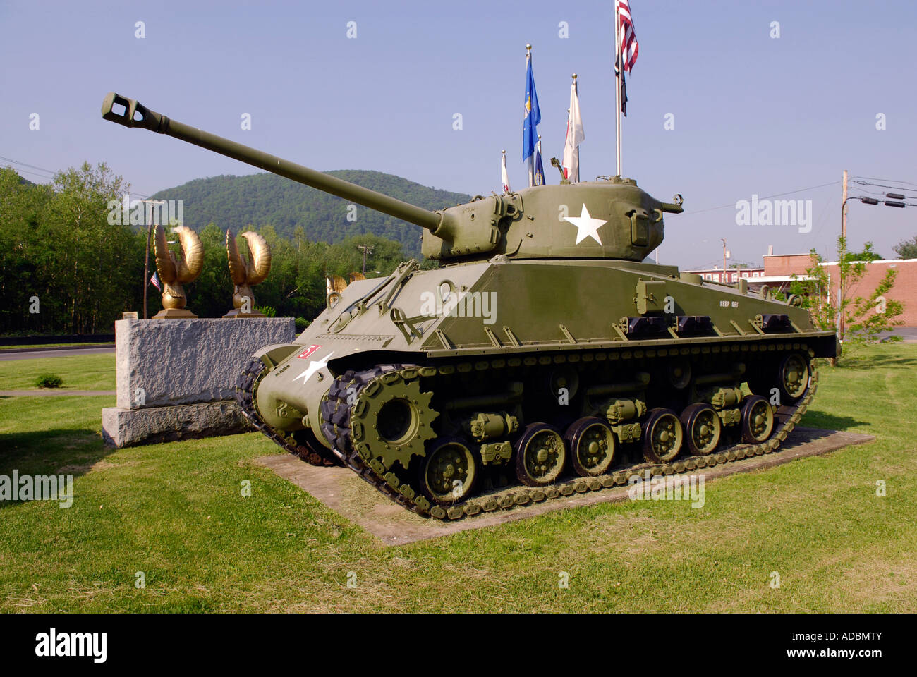 https://c8.alamy.com/comp/ADBMTY/sherman-world-war-ii-tank-on-display-ADBMTY.jpg