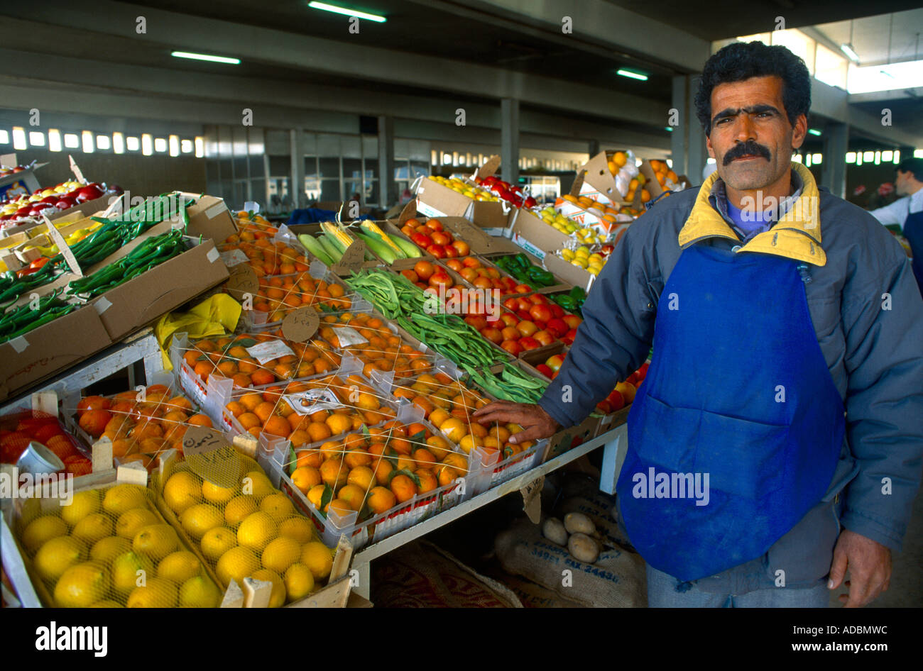 Kuwait City Kuwait Vegetable Souk Stock Photo Alamy