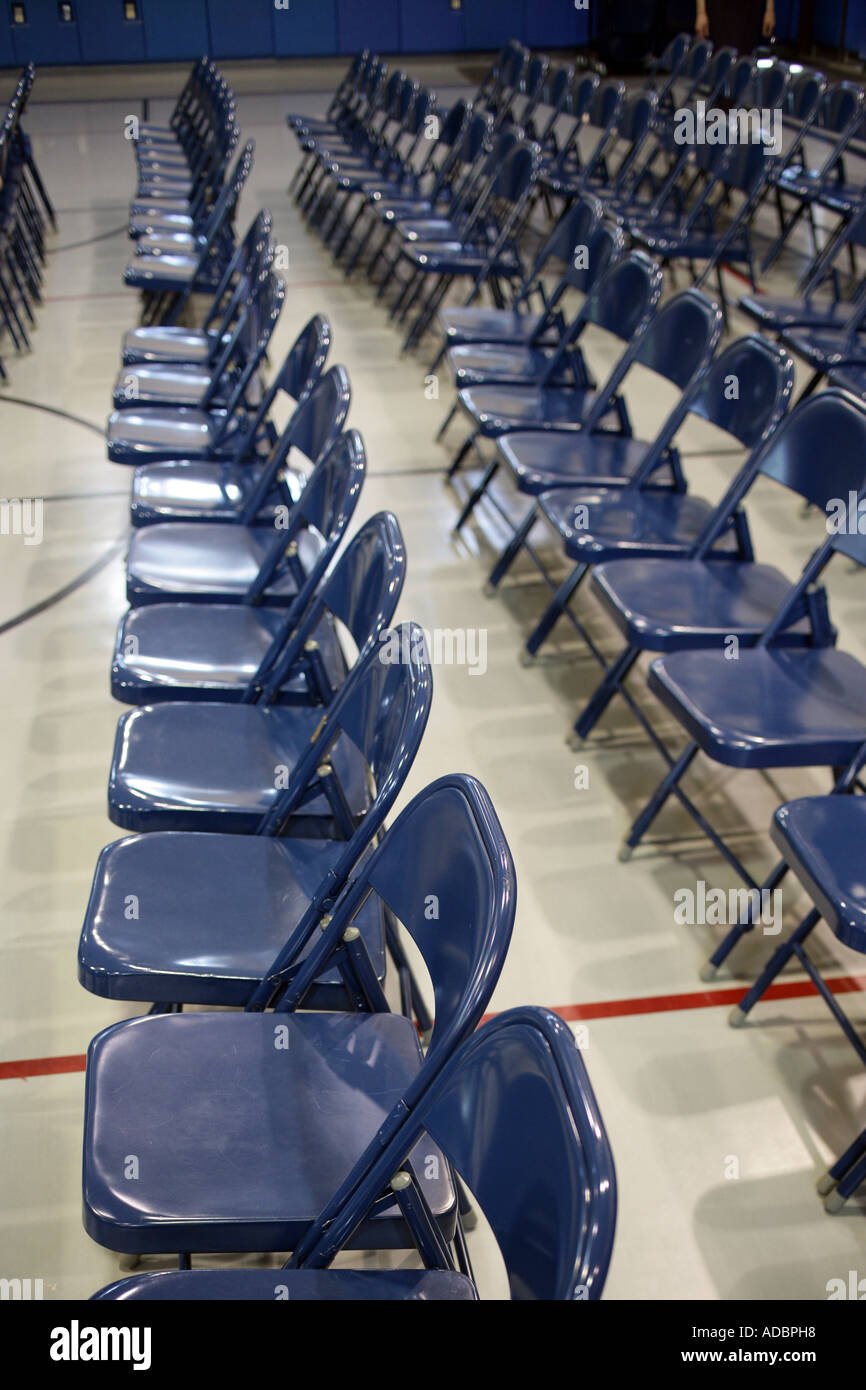 School Logo Folding Chairs Discounts Selling