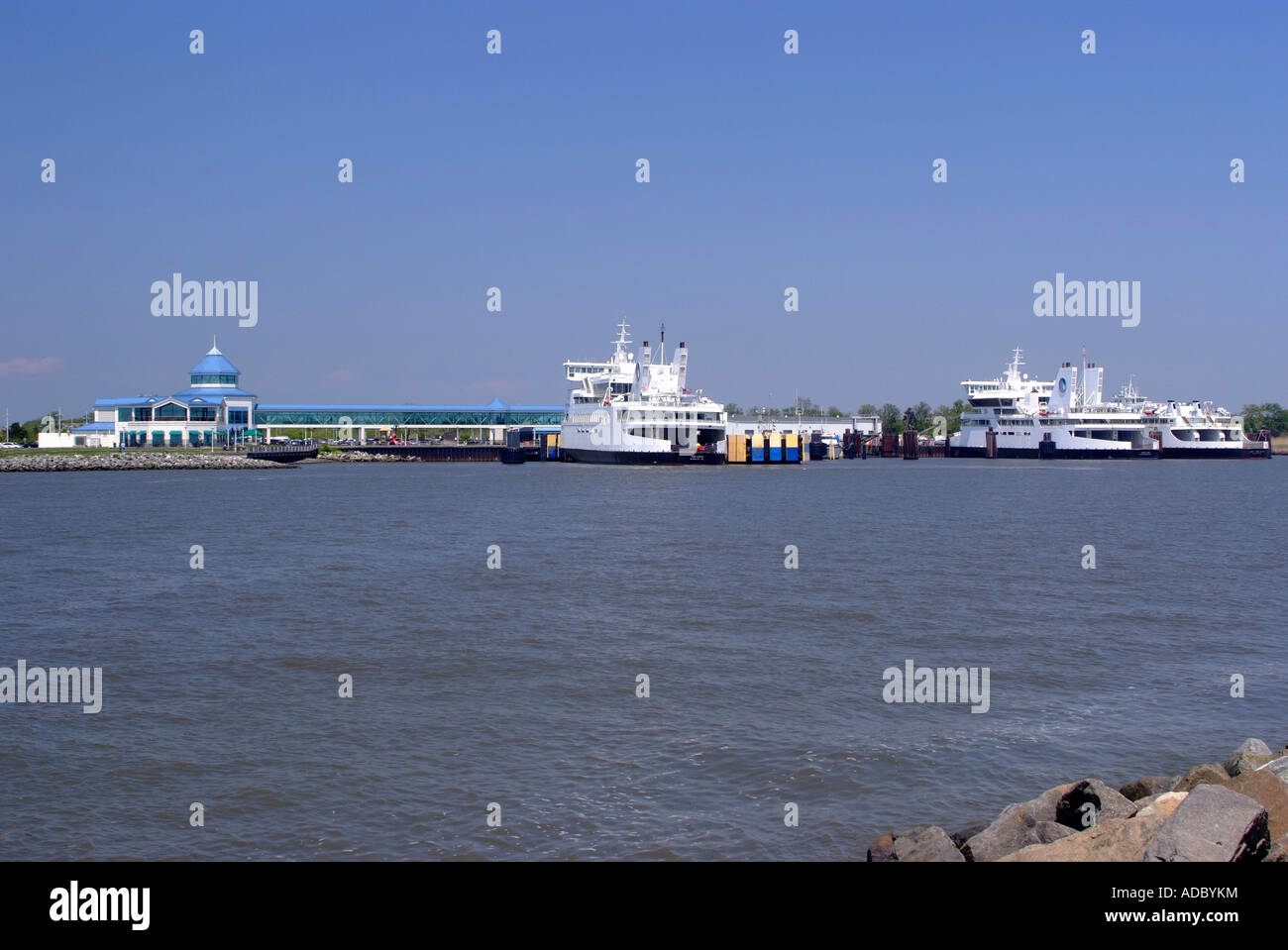 The Car and Passenger Ferries Twin Capes Cape May and Cape Henlopen ...