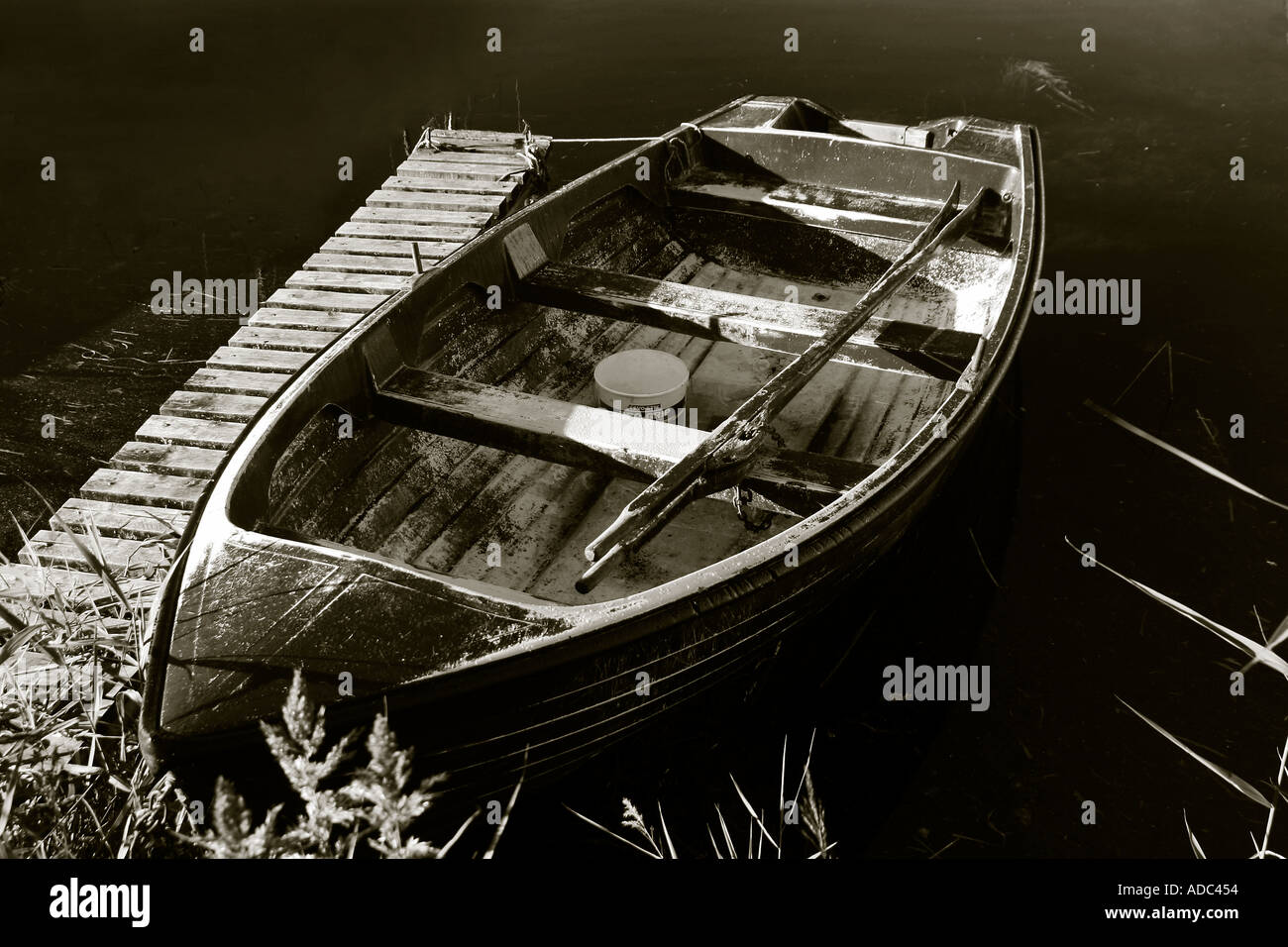 Wooden Lake Boat Stock Photo Alamy