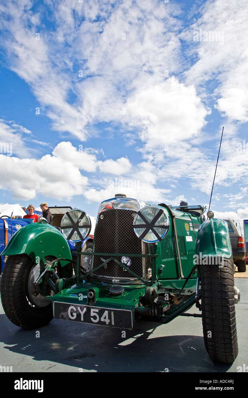 Vintage car racing hires stock photography and images Alamy