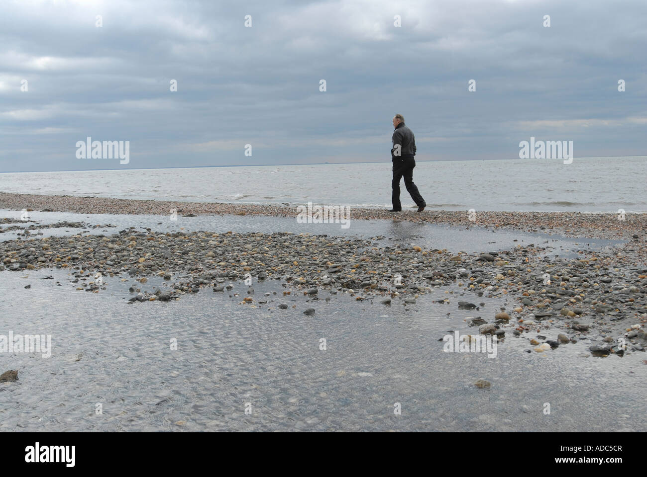 Man walks alone hi-res stock photography and images - Alamy