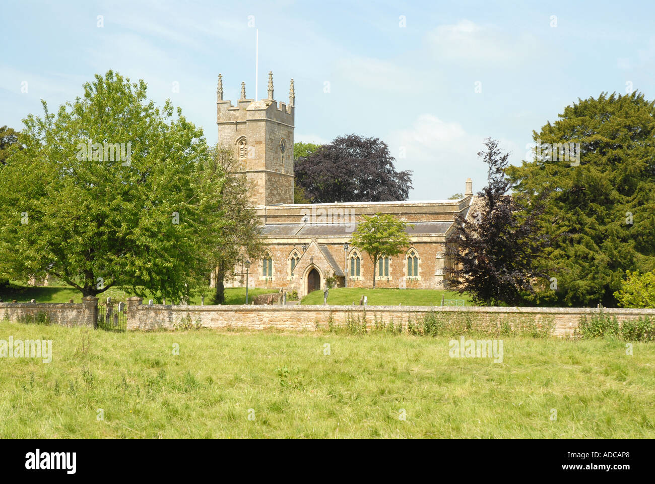 St Andrew s Church Kingham Oxfordshire Stock Photo Alamy