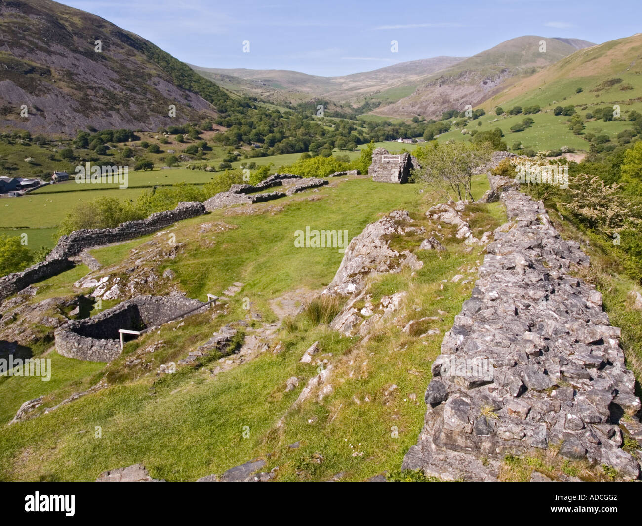 Castell-y-Bere 13th century ruins of courtyard north tower and well in ...