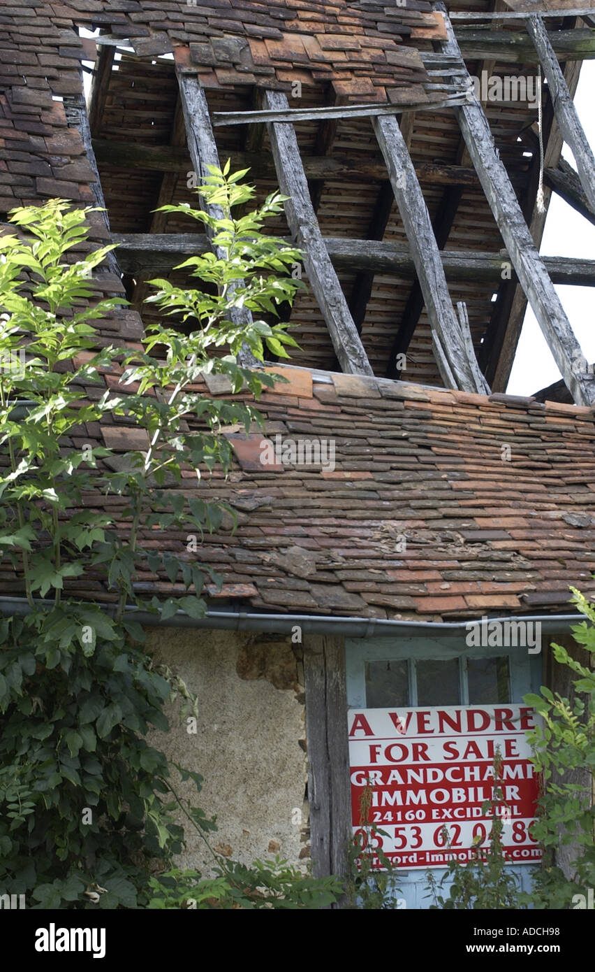 A derelict house for sale in the Dordogne Stock Photo Alamy