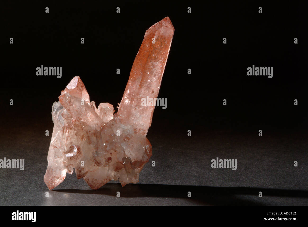 Mineral Quartz, Varient Rose quartz, Virginia Pit, St.Stephen, Cornwall, England Stock Photo Alamy