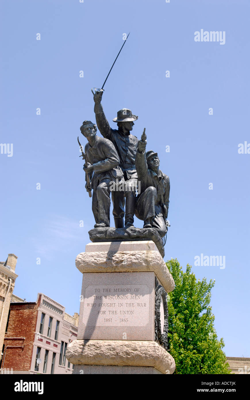 Civil War Memorial statue at Oshkosh Wisconsin WI Stock Photo Alamy