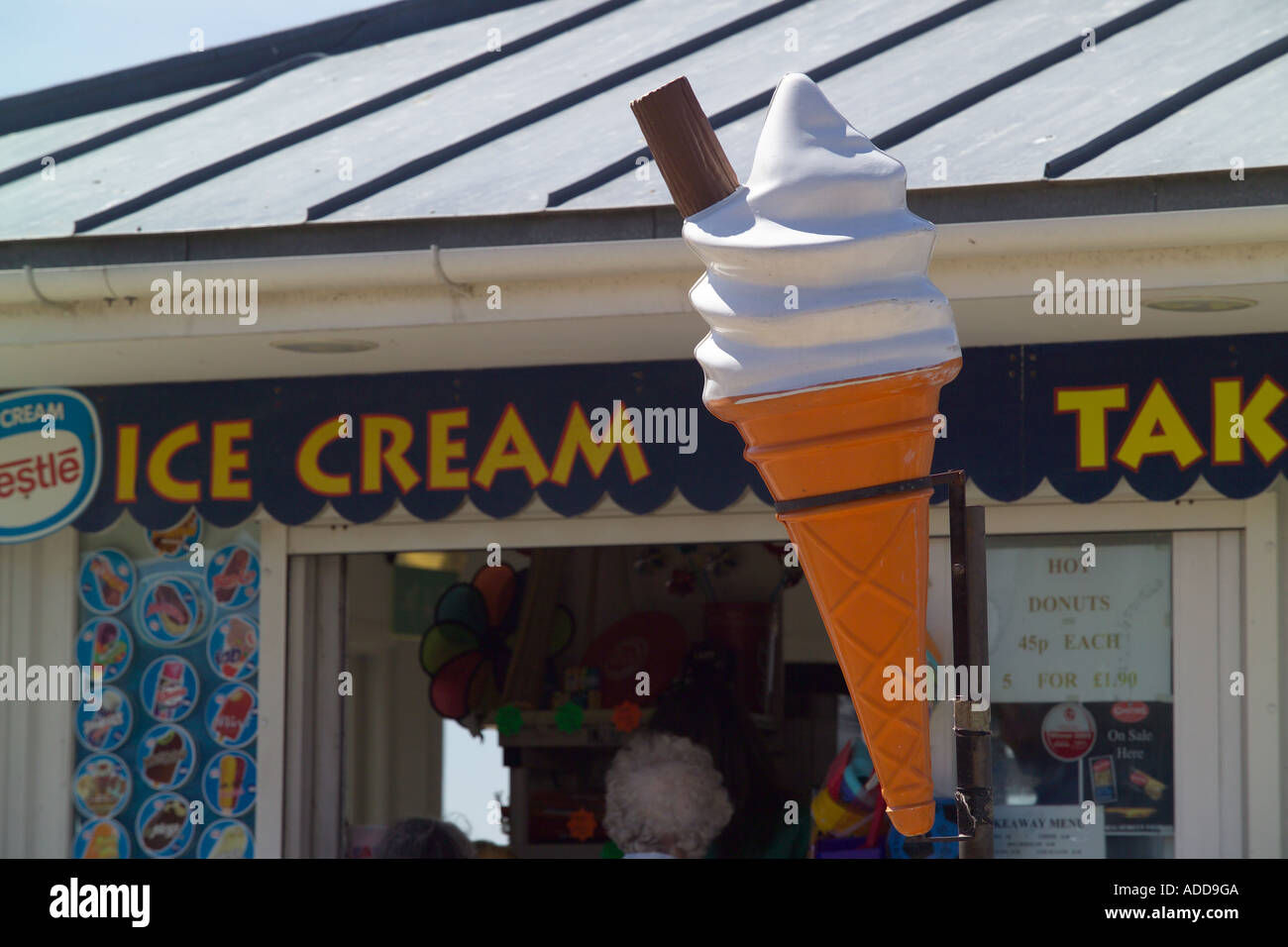 Ice Cream Cone The Beach Margate Kent Stock Photo Alamy