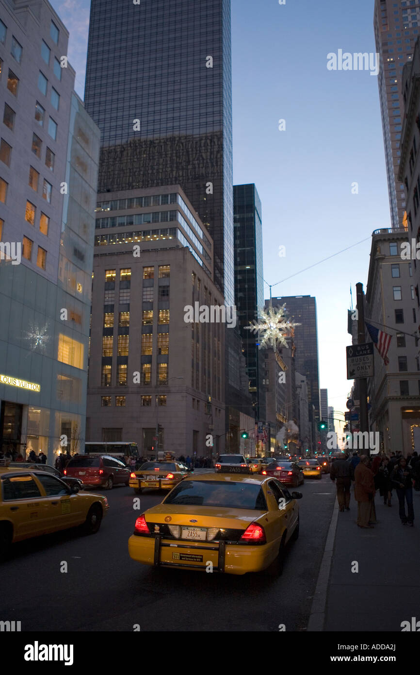 Fifth Avenue Manhattan New York City USA Stock Photo - Alamy