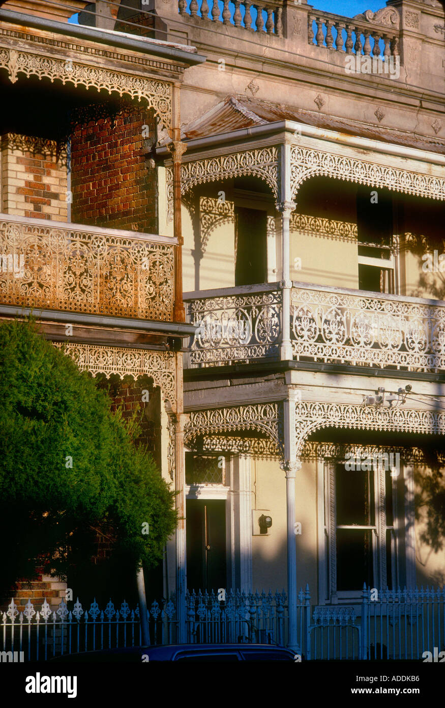 Victorian terrace house exterior hires stock photography and images Alamy