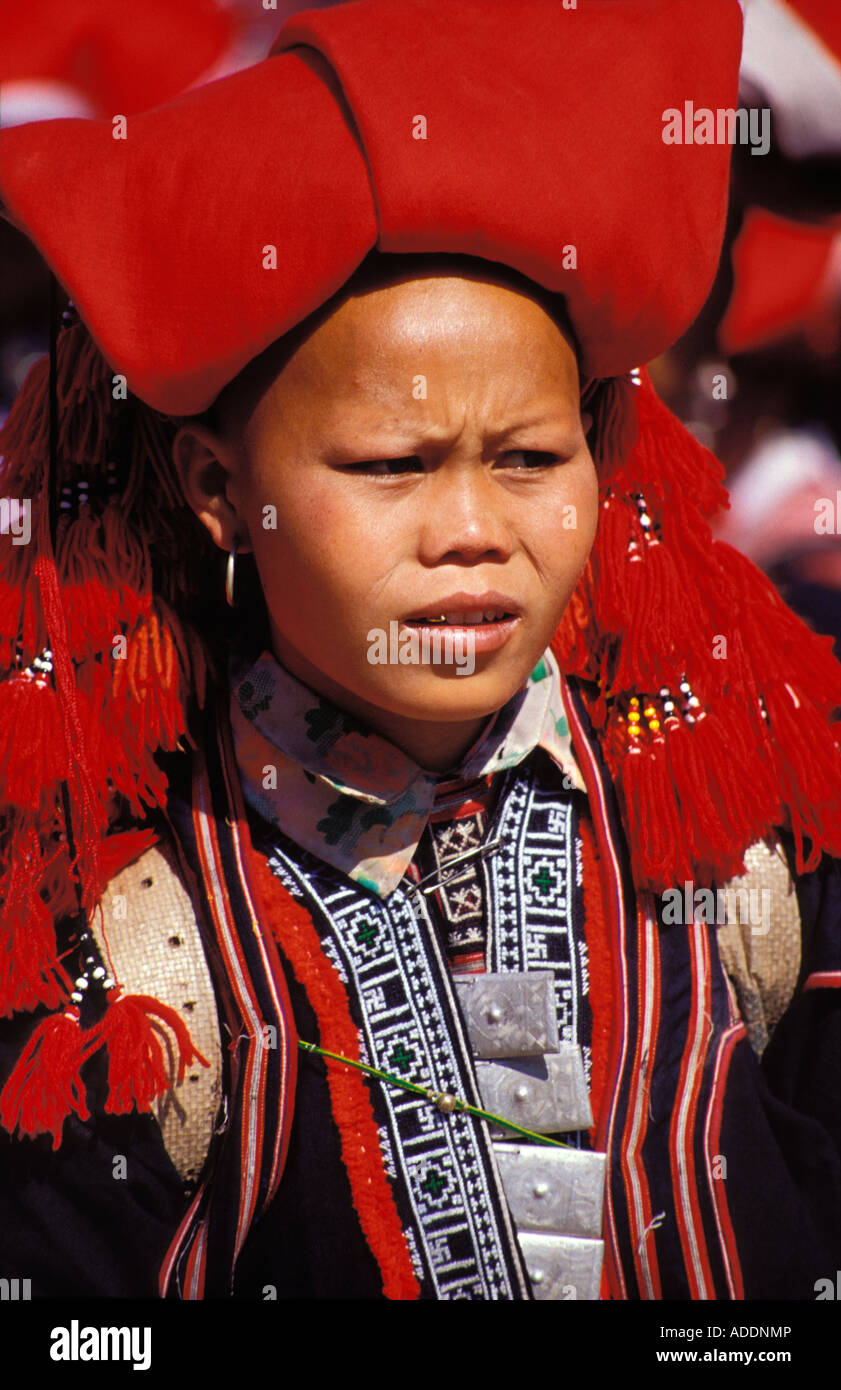 Hill tribe colours sapa hi-res stock photography and images - Alamy