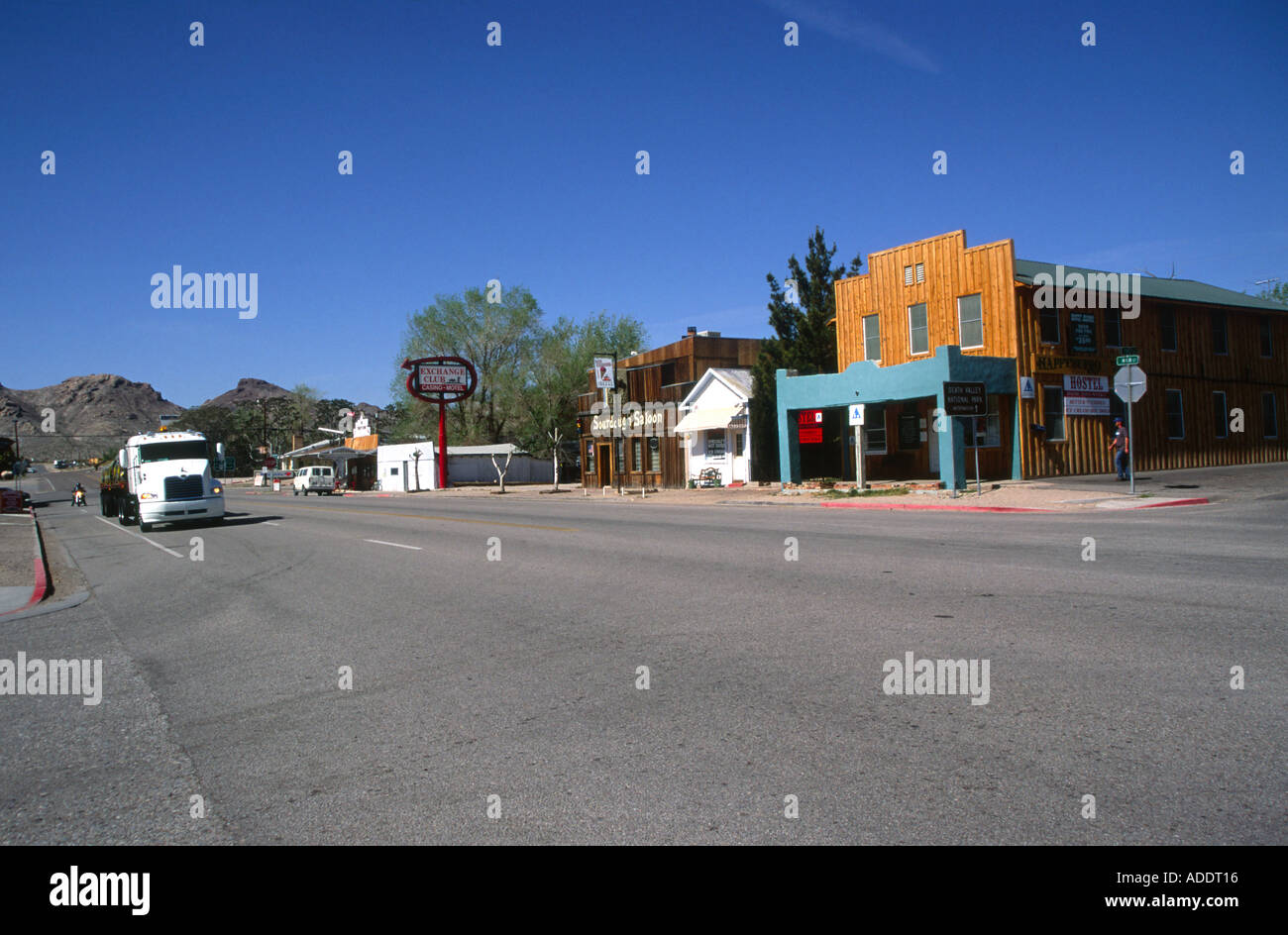 Road bar buildings Beatty Nevada near Death valley USA Stock Photo Alamy