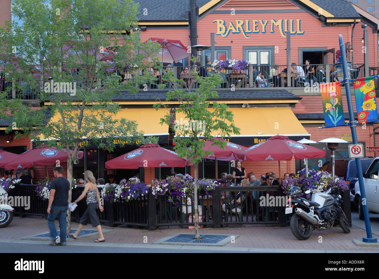Canada Alberta Calgary Eau Claire Market Stock Photo Alamy