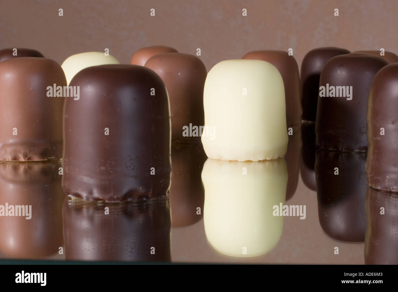 Schokolade foamy chocolate Negerkuss Stock Photo - Alamy