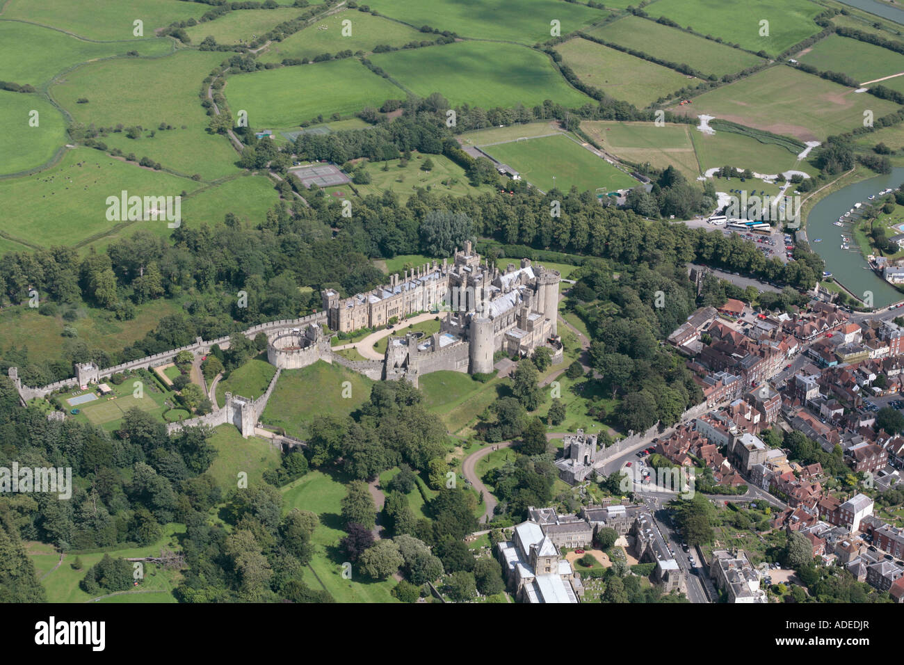 Arundel Castle Sussex Aerial Hi res Stock Photography And Images Alamy arundel-castle-sussex-aerial-hi-res-stock-photography-and-images-alamy