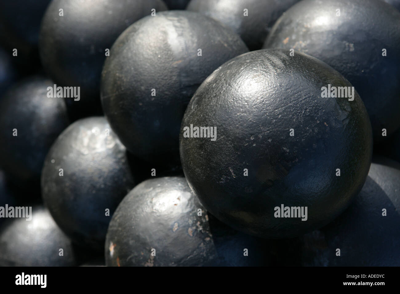 Catapult ball hi-res stock photography and images - Alamy