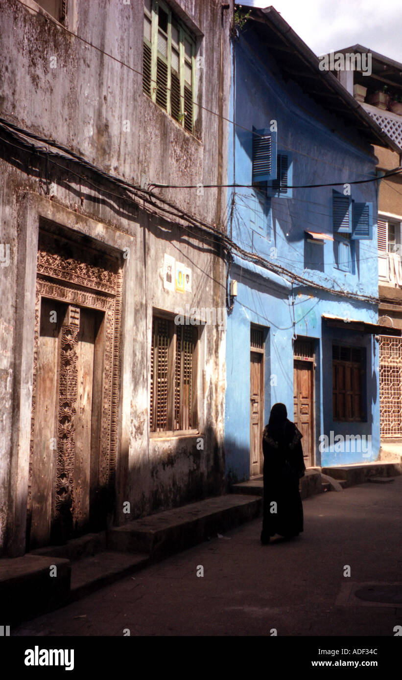 Zanzibar An alleyway in Stone Town Stock Photo