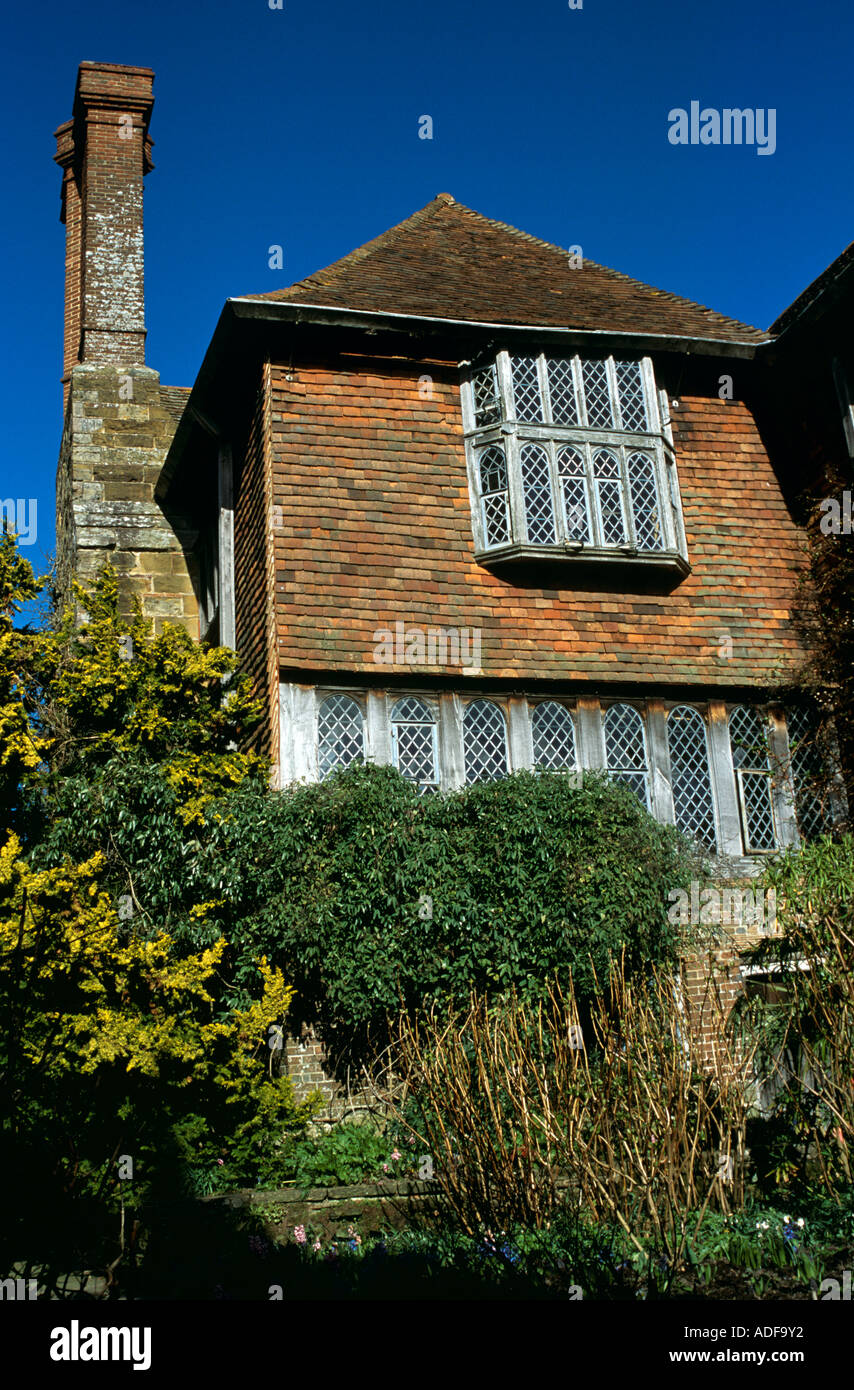 Tile hung house uk hires stock photography and images Alamy