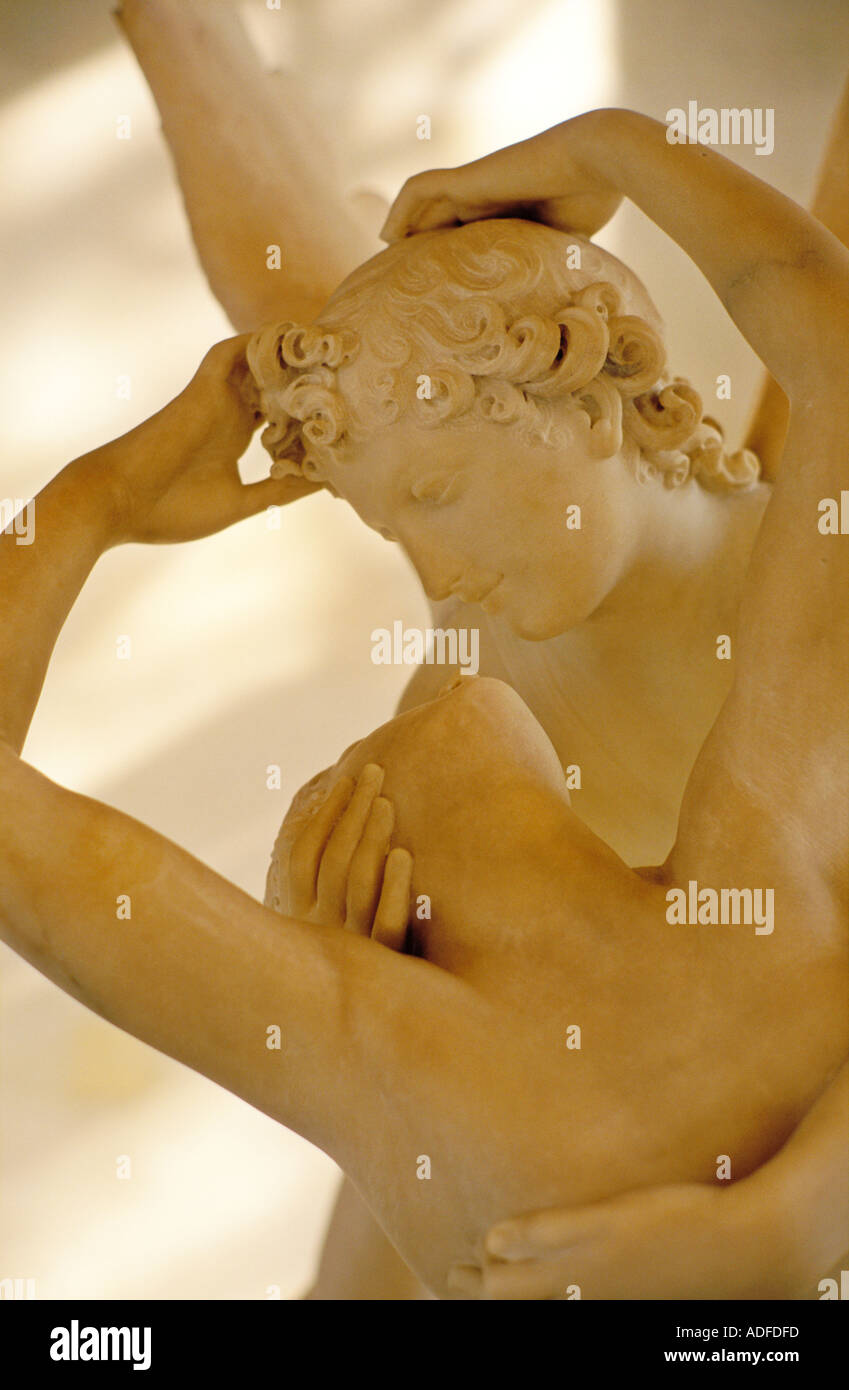 France Paris The Louvre statue of Eros and Psyche by Antonio Canova Stock Photo
