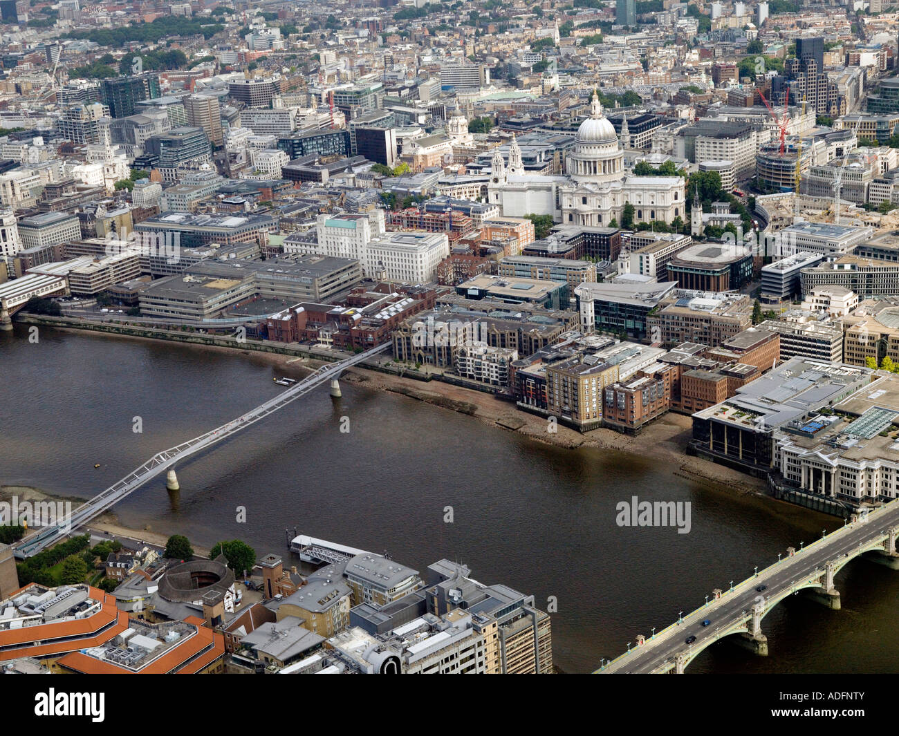London cathedral aerial hi-res stock photography and images - Alamy