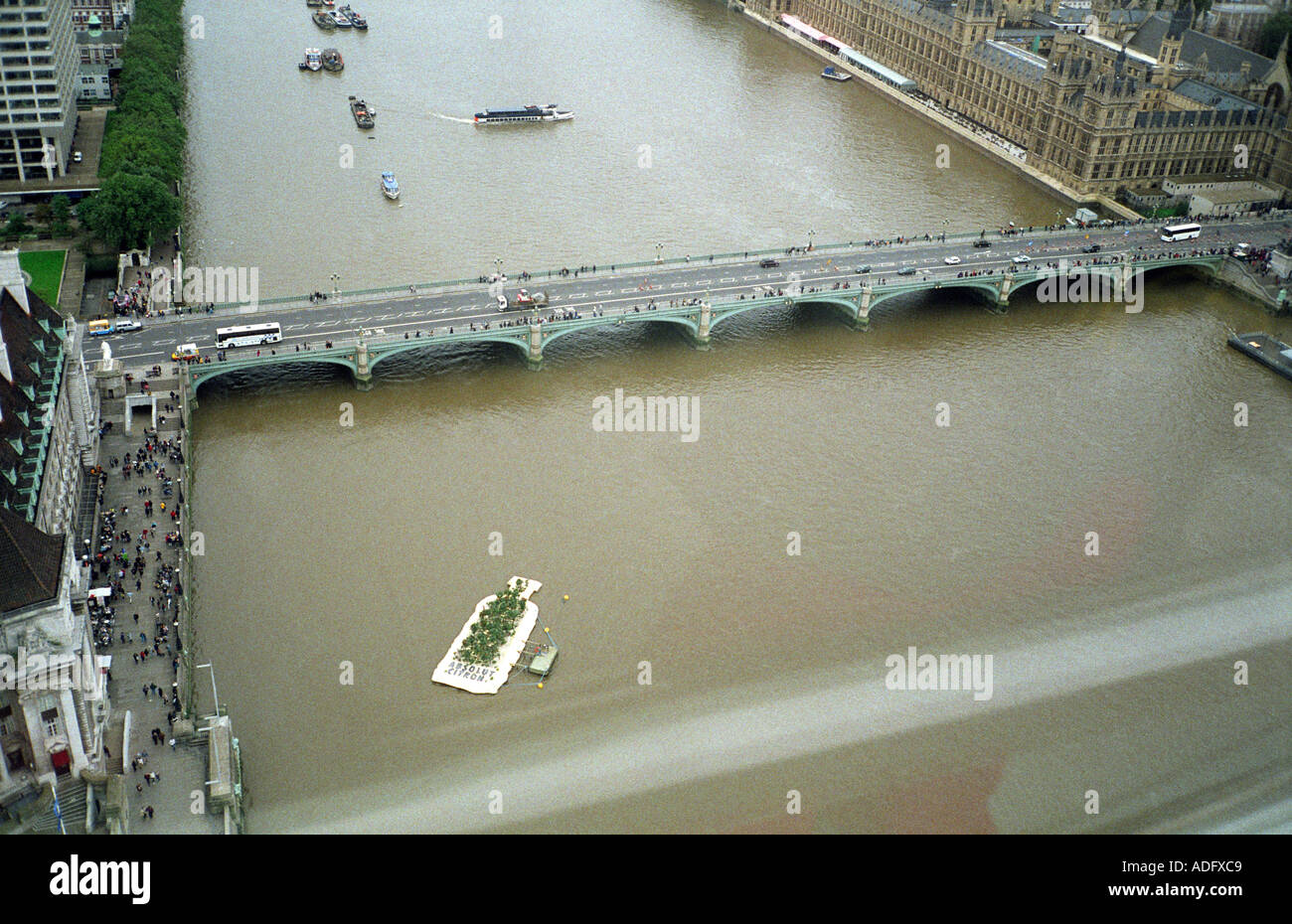 London river thames top view hi-res stock photography and images - Alamy